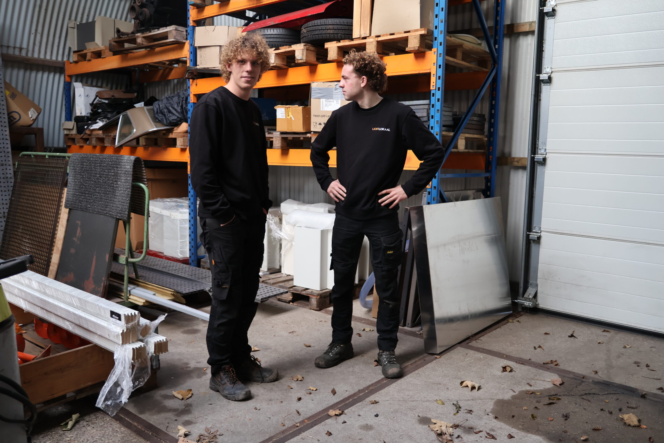 Jens en Jan-Ole in de werkplaats van Lichtlokaal